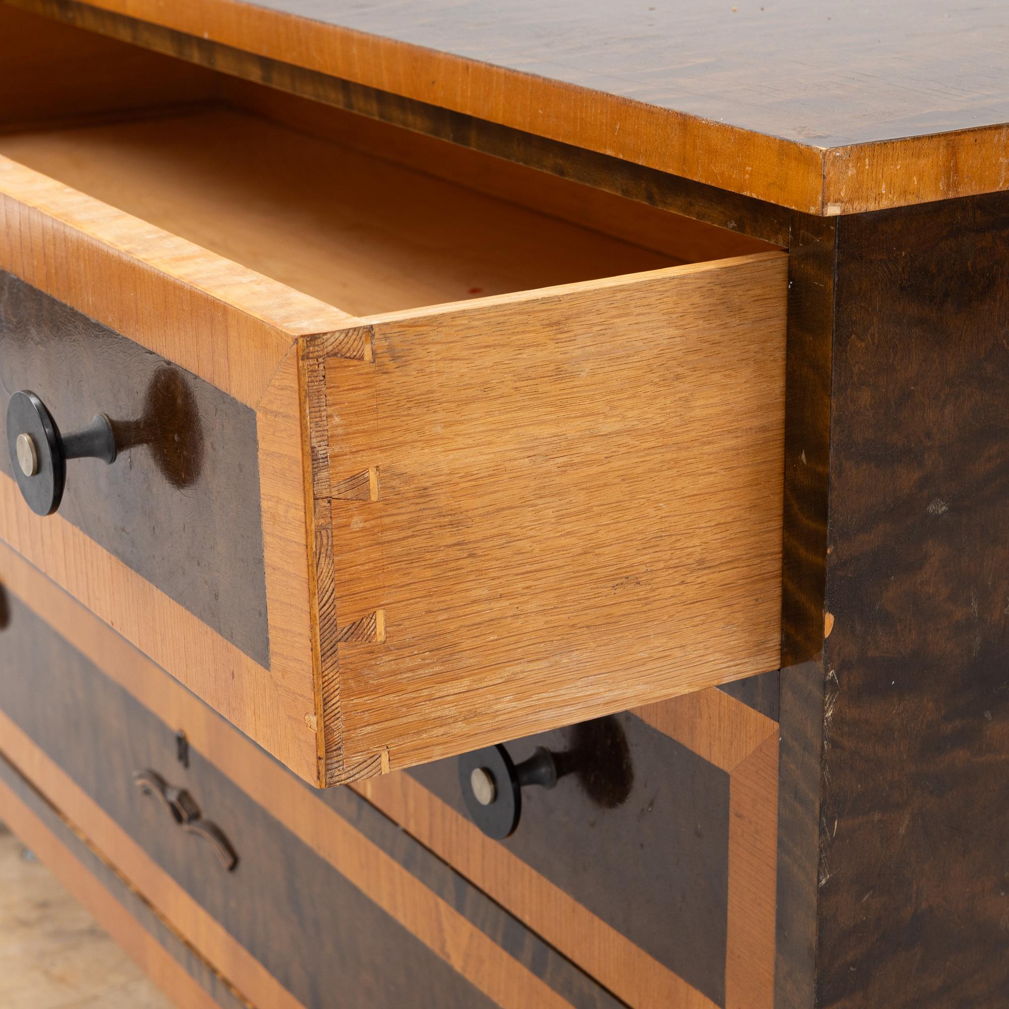 A Swedish Grace chest of drawers, 1930's.