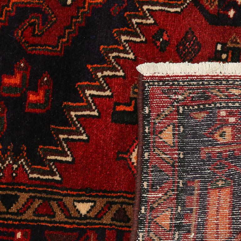 MATTA, orientalisk, modern tillverkning, 215 x 130 cm.