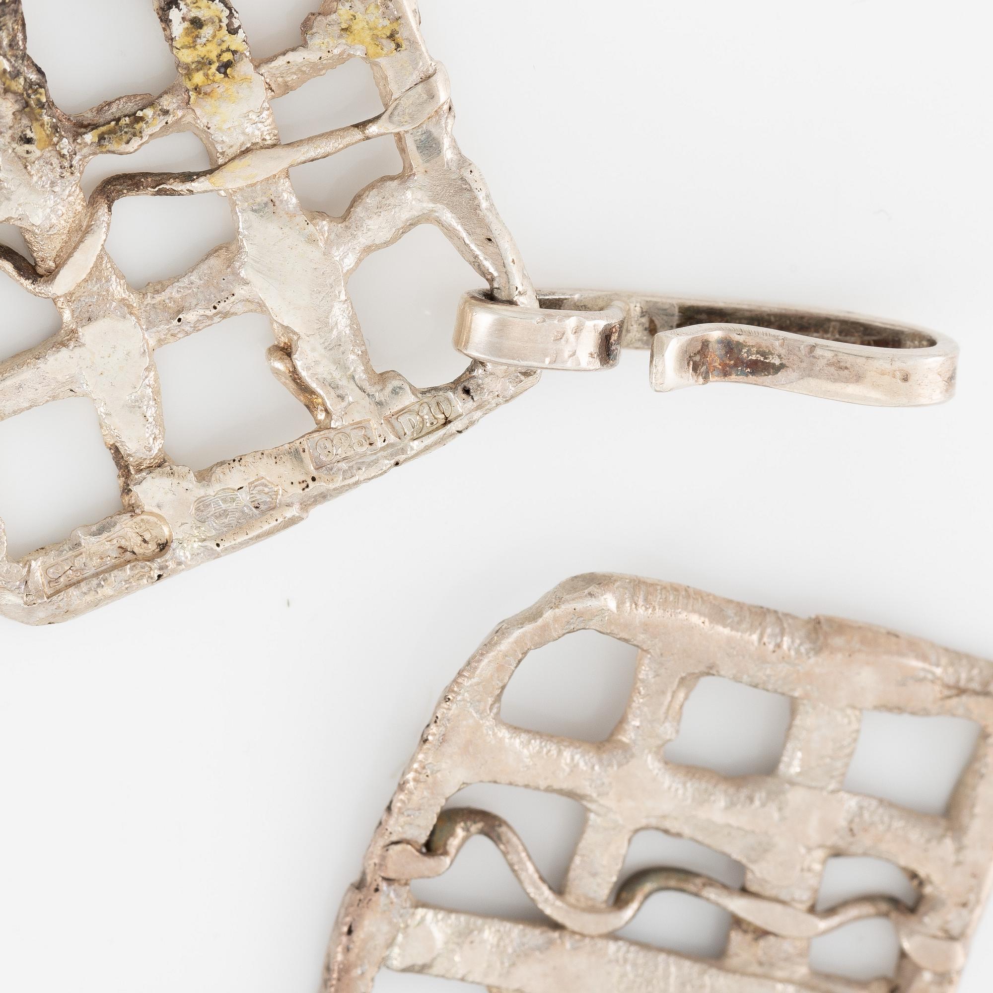 Lars Arby, två armband, sterlingsilver, Göteborg 1978 och 1983.