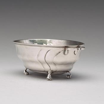 Arvid Castman, konfektskål, silver, Eksjö 1764. Senbarock/tidig rokoko.