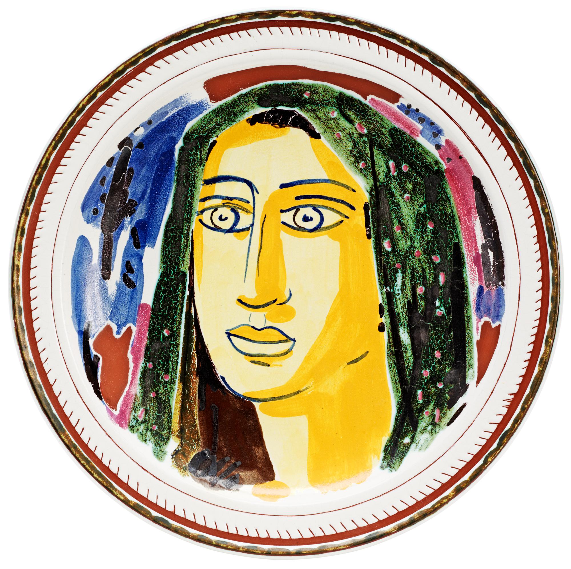 A Wilhelm Kåge faience dish, Gustavsberg studio 1951.
