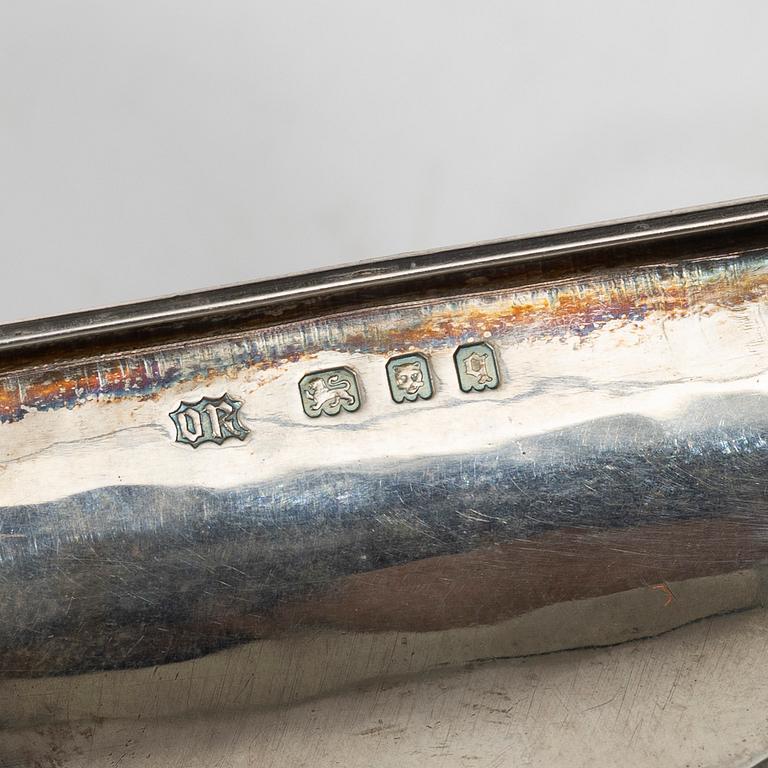 An English silver salt cellar, mark of Omar Ramsden, London 1931.