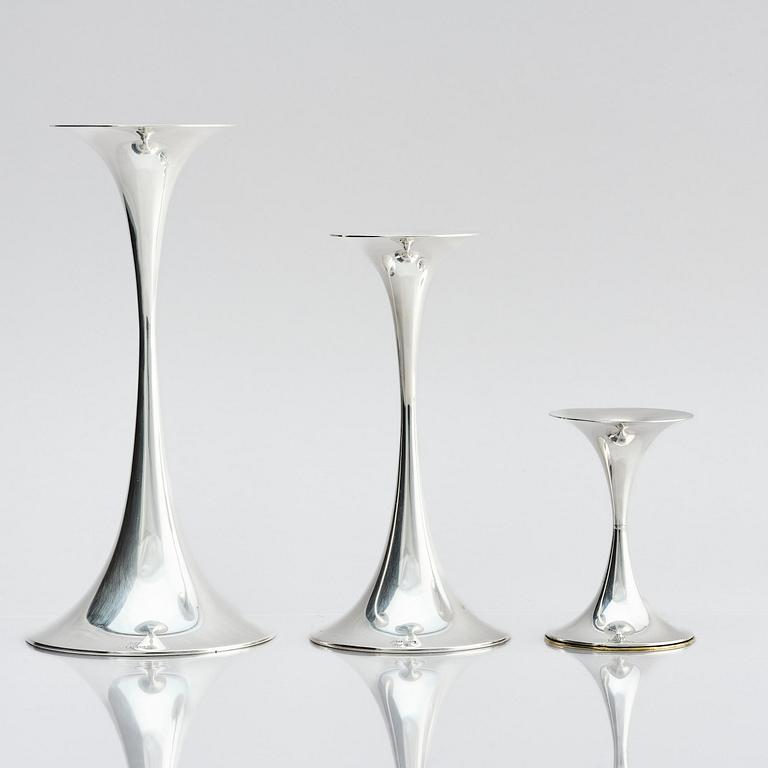 Tapio Wirkkala, three sterling silver 'Trumpetti' candlesticks, Kultakeskus, Hämeenlinna 1973.