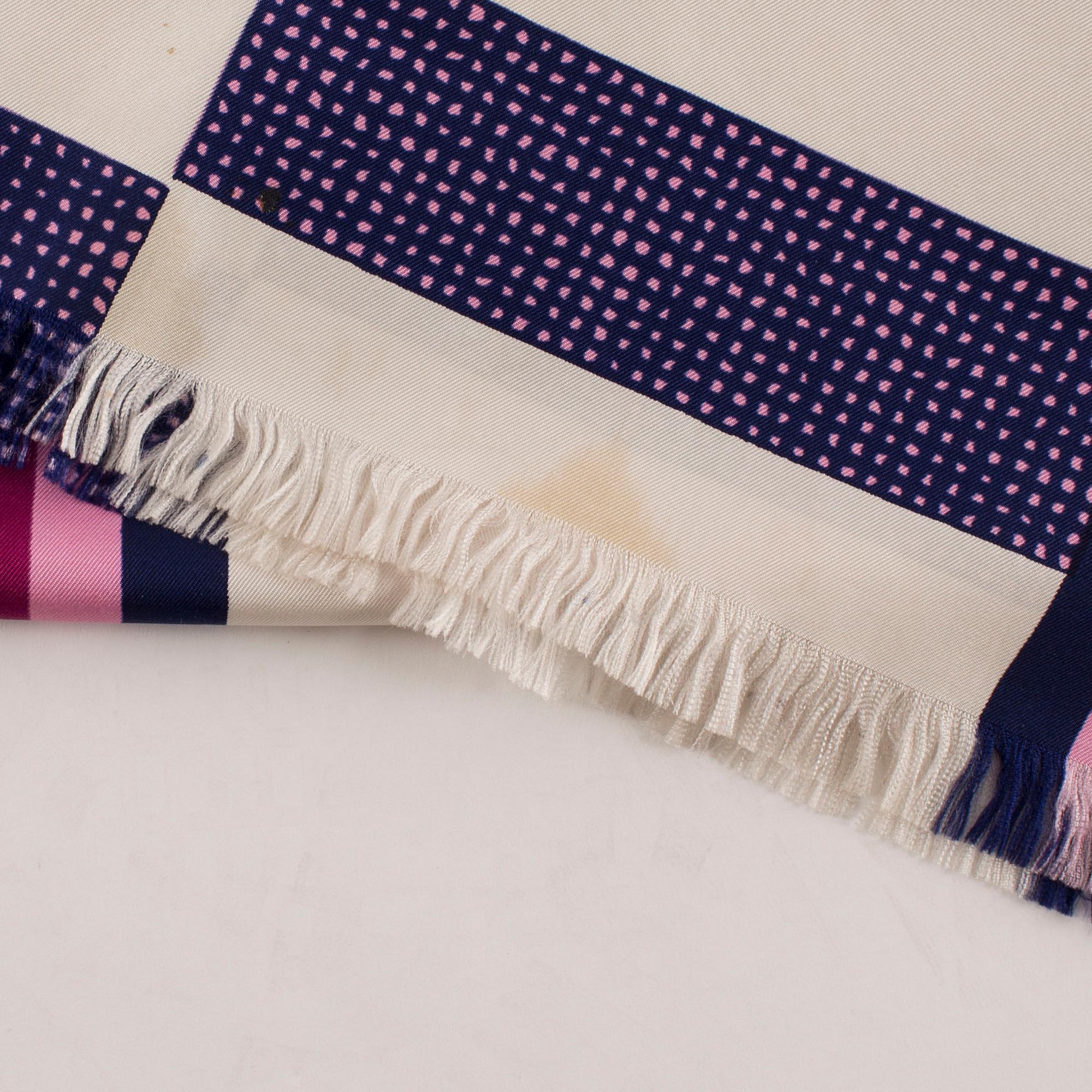 YVES SAINT LAURENT, sjal.