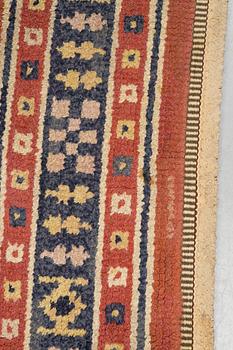 Märta Måås-Fjetterström, a carpet, "Röd Flossa", knotted pile, ca 300 x 272 cm, signed AB MMF.