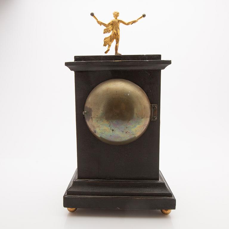 Table pendulum clock, by Johan Erik Callerström, clockmaker from 1817 in Stockholm, Empire, 19th century.