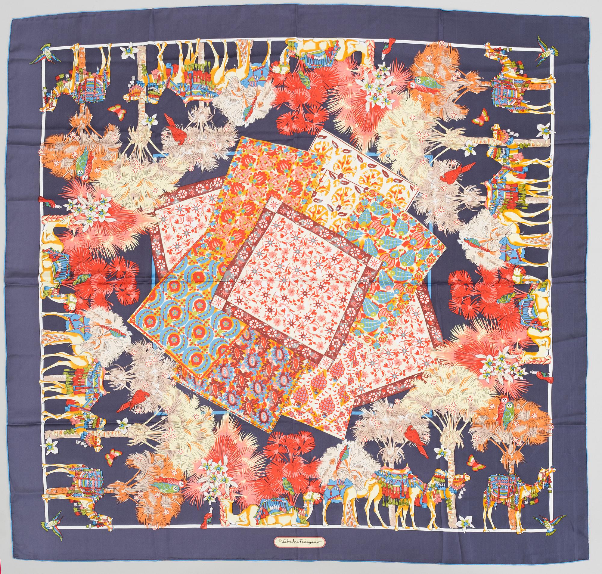 SCARF, Salvatore Ferragamo.