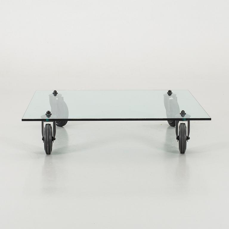 SOFFBORD "Tavolo con ruote", Fontana Arte, etsad märkning.