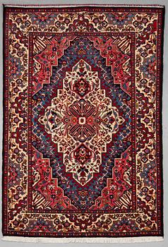 A carpet, Hamadan 200 x 134 cm.