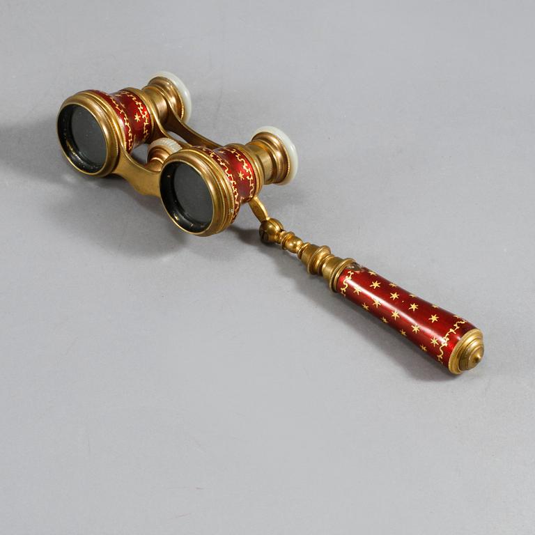 TEATERKIKARE, omkring år 1900.