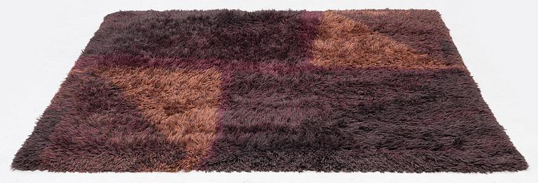 Timo Sarpaneva, a carpet, 'D-4', knotted pile, c 197 x 201 cm, Villayhtymä Oy - Uniwool Ltd.