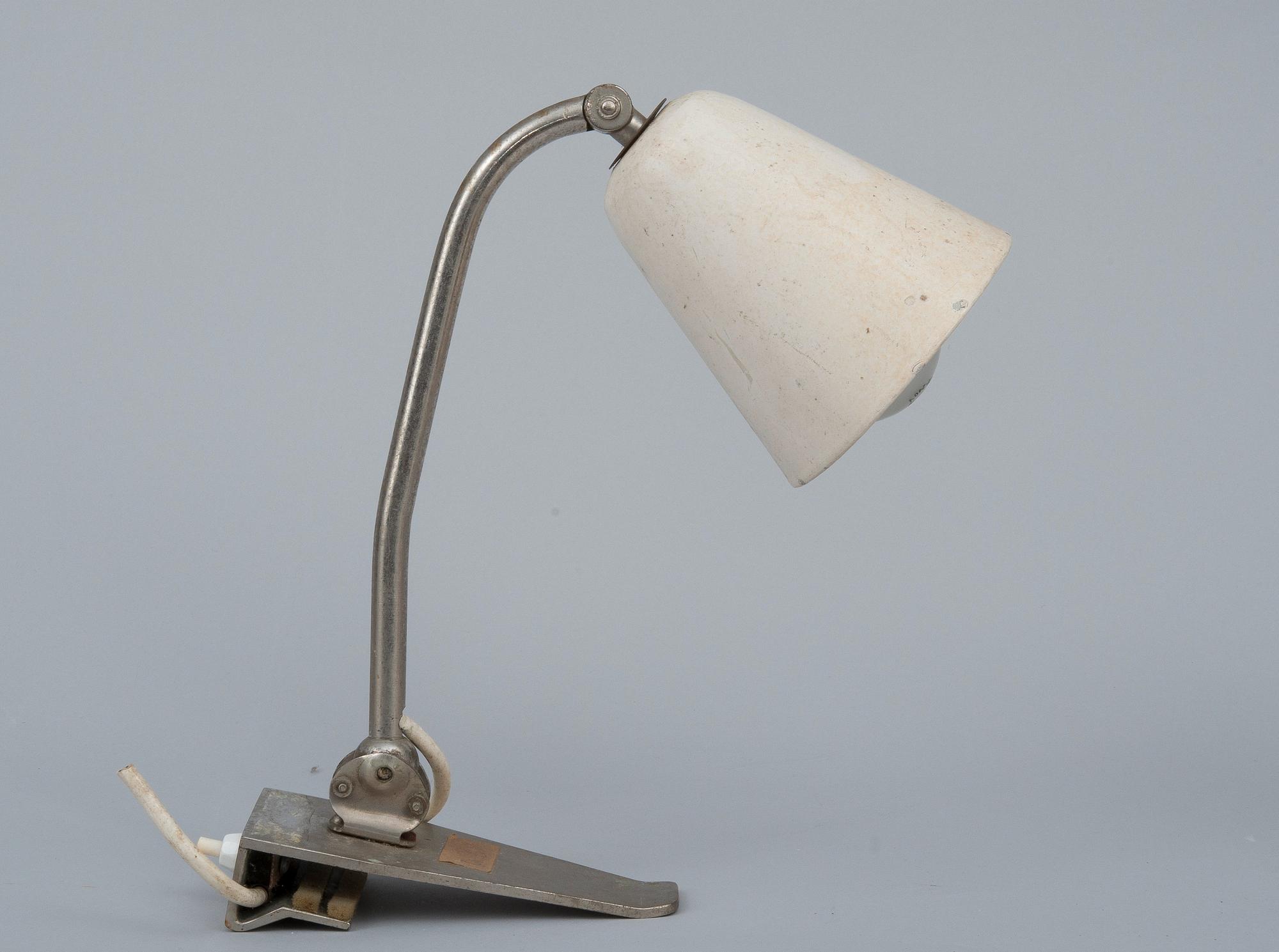 Alvar Aalto, BORDSLAMPA.