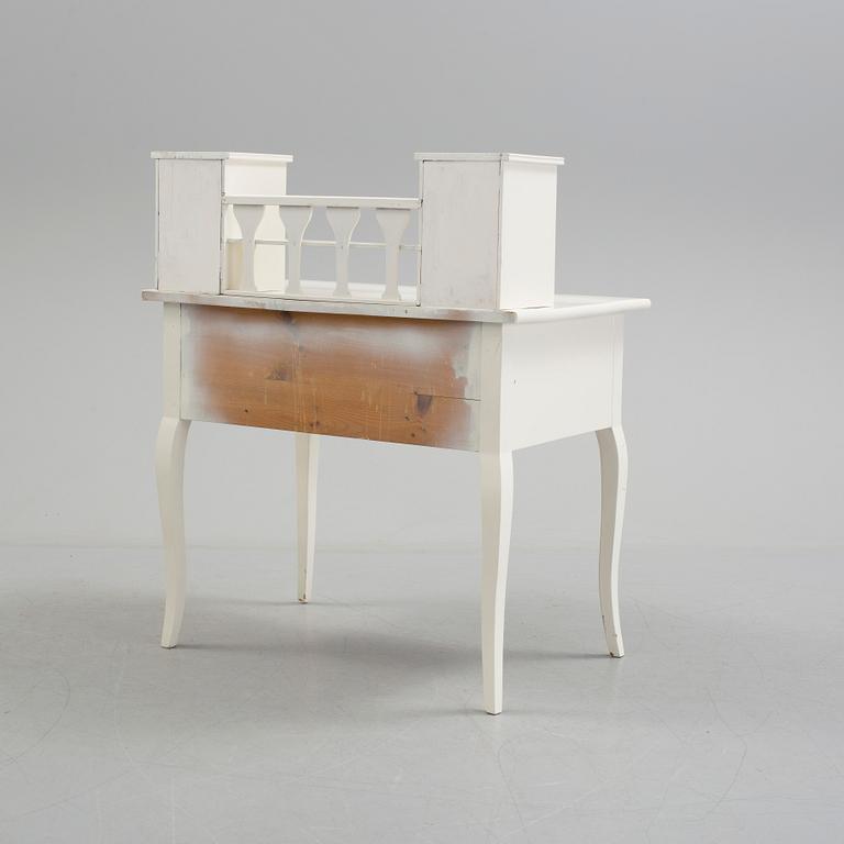 An early 20th century writing desk.