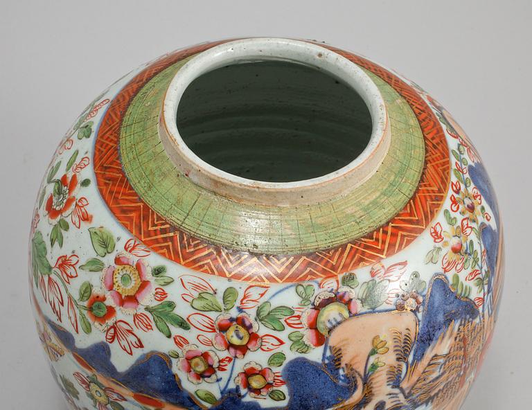 LOCKURNA, porslin, Kina, 1800-tal.