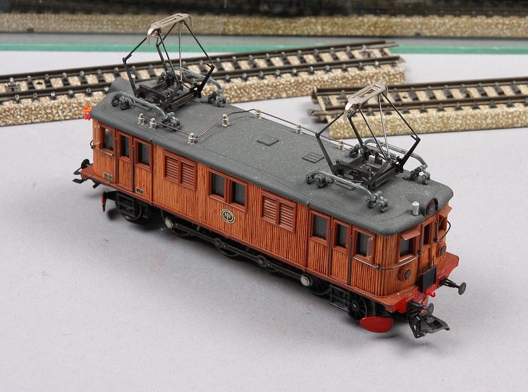 TÅG samt VAGNAR, 3 st, Märklin.