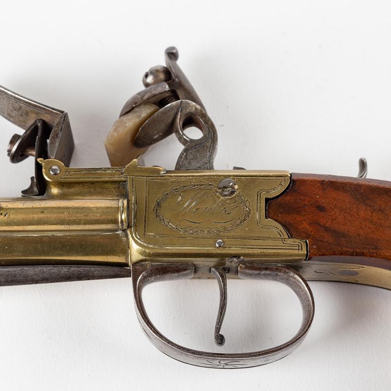 A Wallis brass blunderbuss flintlock pistol, early 19th Century.
