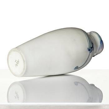 Algot Erikson, an Art Nouveau porcelain vase, Rörstrand, ca 1900.