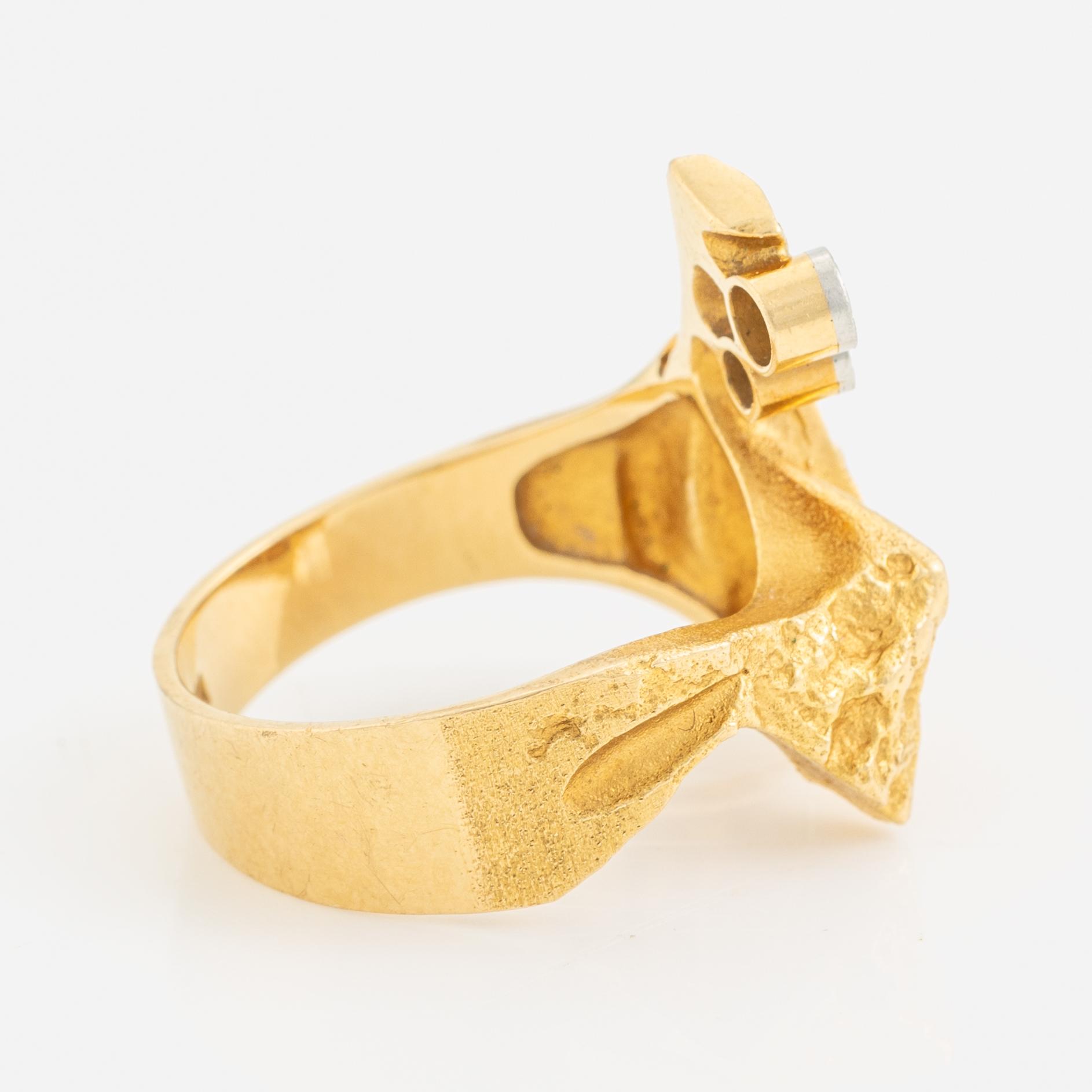 Björn Weckström, Gold and diamond ring. Lapponia 1974.