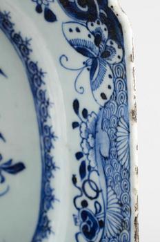 STEKFAT, porslin, Kina, Qianlong, 1736-1795.