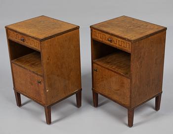 SÄNGBORD, ett par, Svenska Möbelfabrikerna, 1900-talets andra kvartal.