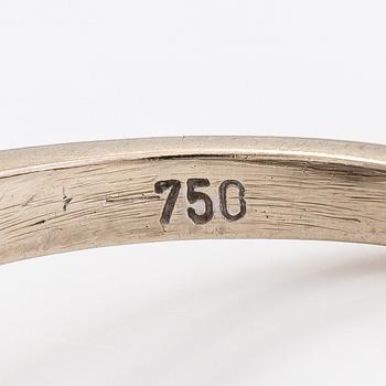 An 18K white gold ring with diamonds ca. 0.30 ct in total. Import marked Kulta Kauris, Helsinki 1974.