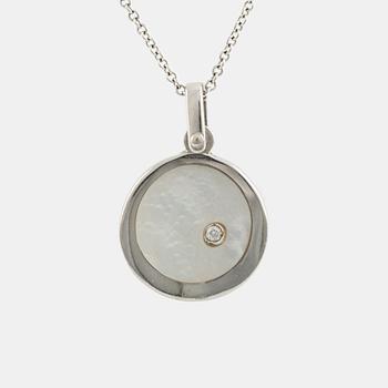 White gold, mother of pearl and round brilliant cut diamond necklace.