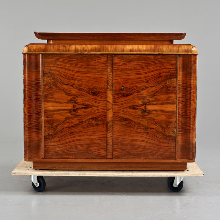 SKÄNK, Art Déco, Mellaneuropa, 1900-talets andra kvartal.