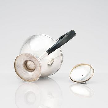 Diedrich Schvart, tekanna, silver, Karlskrona 1814. Empire.