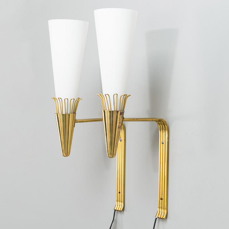 Vägglampor, ett par, EY 5272, Itsu, Finland.