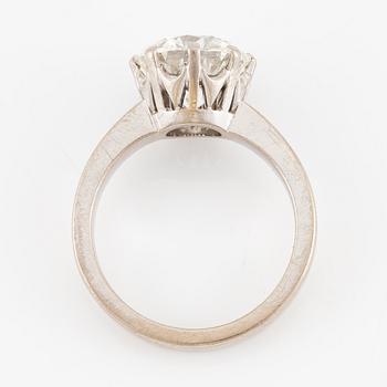A ring in 18K white gold set with a round brilliant-cut diamond 3.62 ct H vs2.