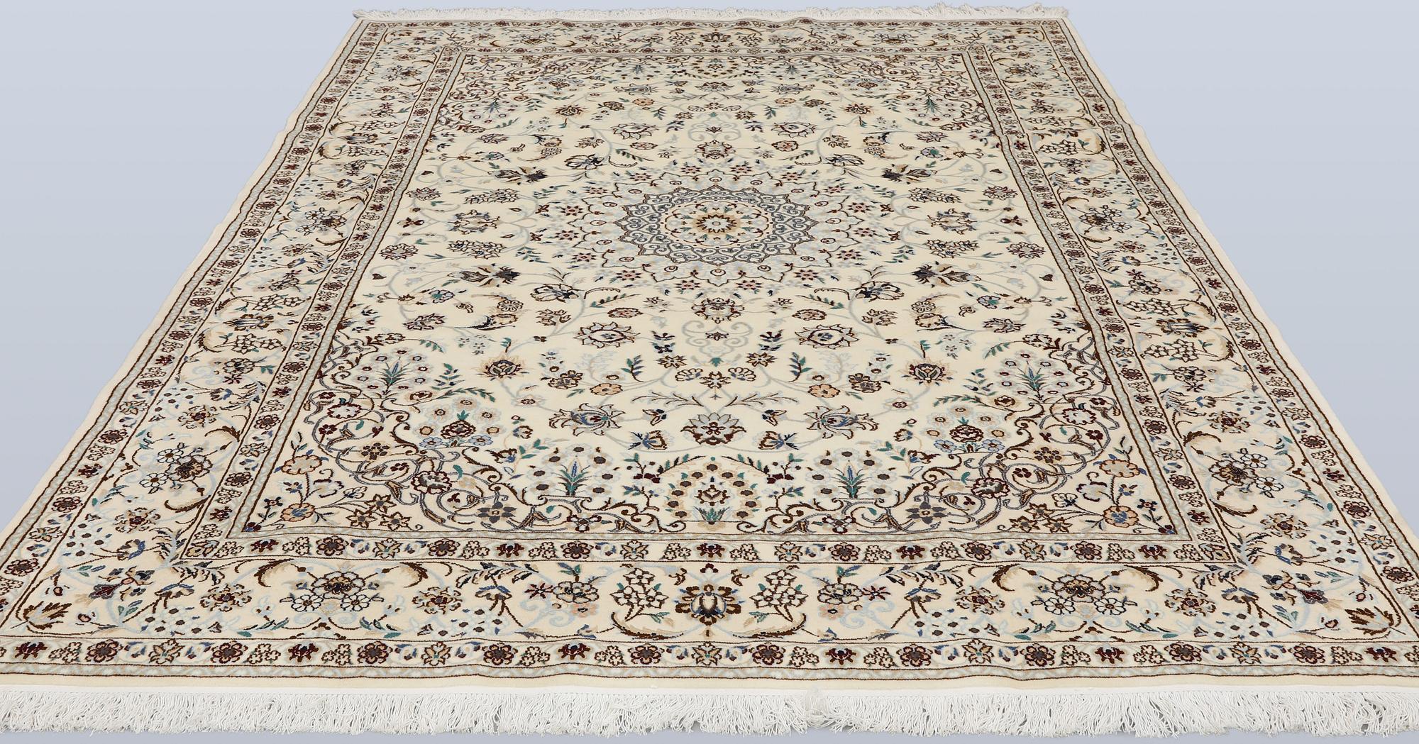 Carpet, Nain part silk, 305 x 204 cm.