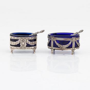 Two Gustavian style silver and glass salt cellars, including GEWE Malmö, 1961.