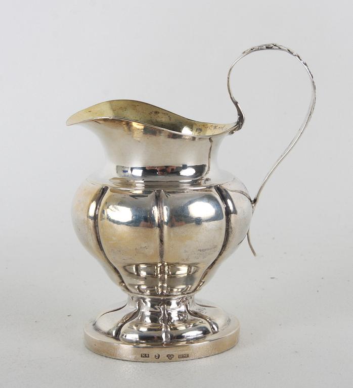 GRÄDDKANNA, silver. Gustaf Möllenborg, Stockholm, 1840.