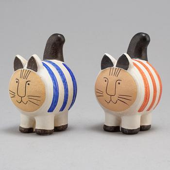 LISA LARSON, a pair of stoneware figurines, made for the japanese market.