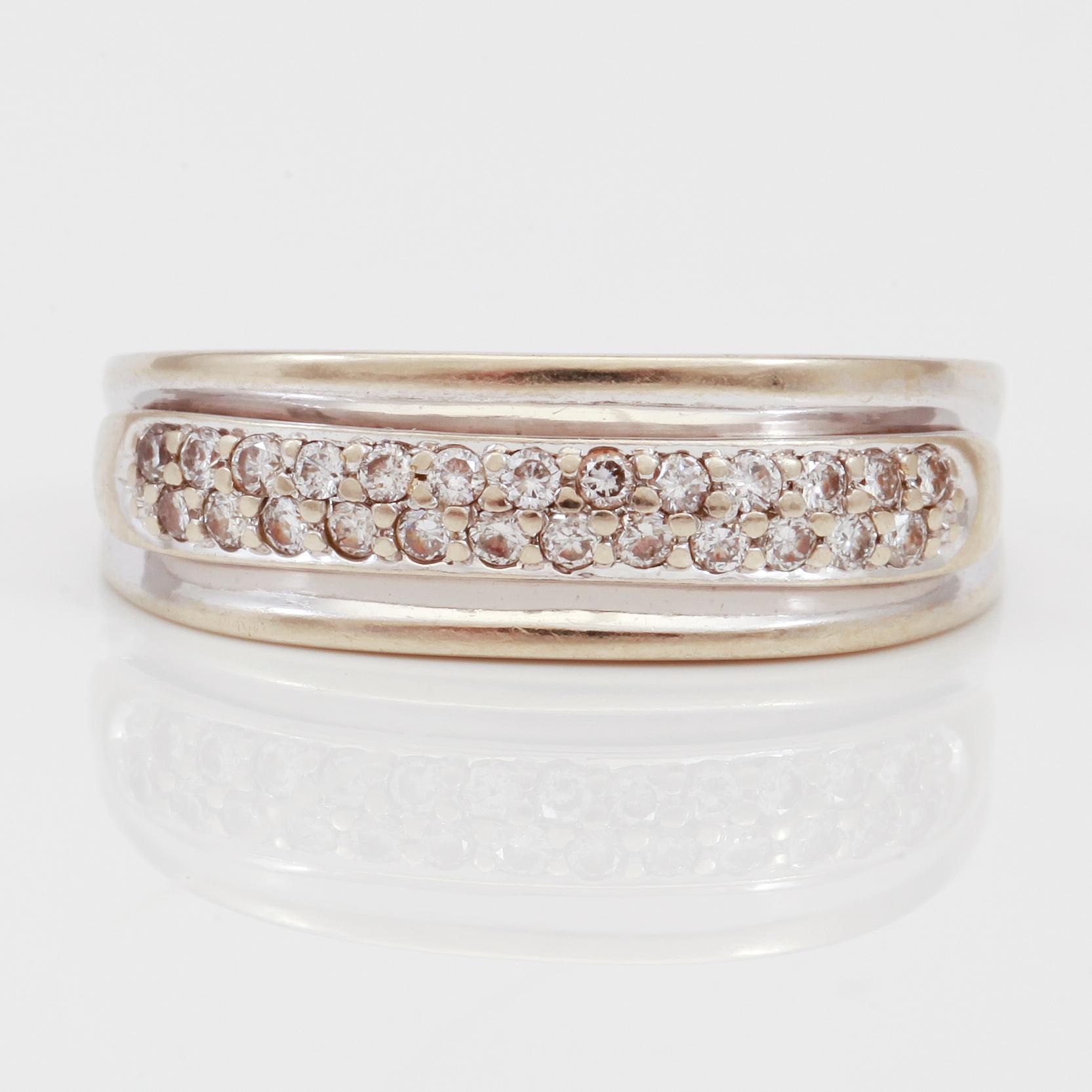 RING, diamanter, svenska stämplar.