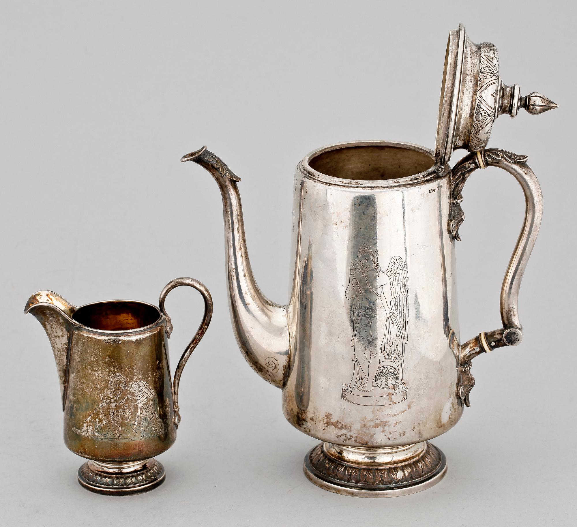 KAFFEKANNA samt GRÄDDKANNA. silver, sign Gustaf Dahlgren (1845-1875).