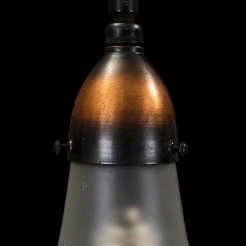 TAKLAMPA, AEG, Peter Behrens. 1900-talets första hälft.