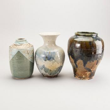 Carl Cunningham-Cole,  a set of three stoneware vases, signed, one dated 80.