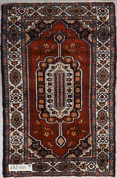 MATTA, orientalisk. Ca 130 x 84 cm.