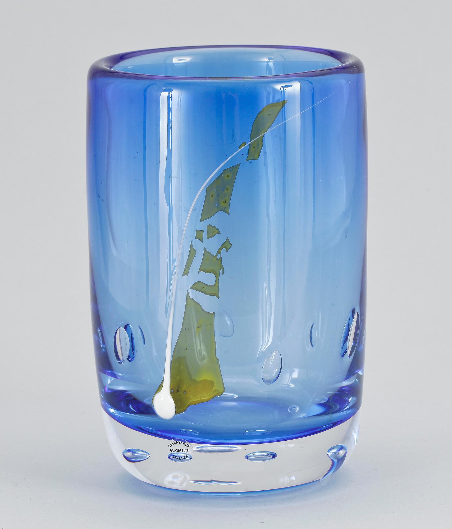 VAS, glas, Carlos Pebaque Gullaskruf. Sign o dat 1991.