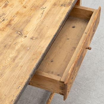 A table 19th Century.