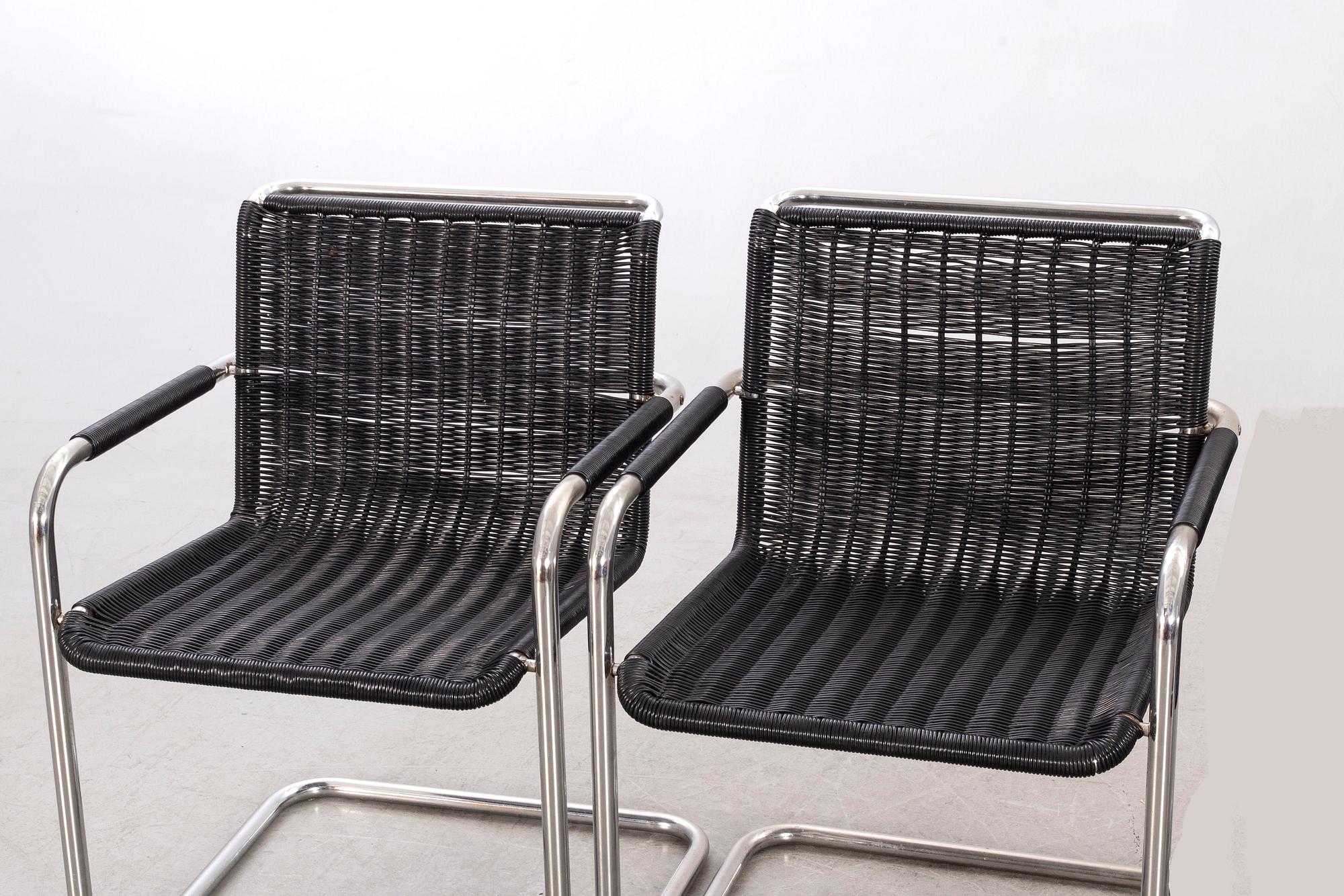 KARMSTOLAR ett par 1900-talets senare del.