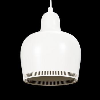 ALVAR AALTO, An 'A330S' pendant ceiling lamp by Artek, 2000s.