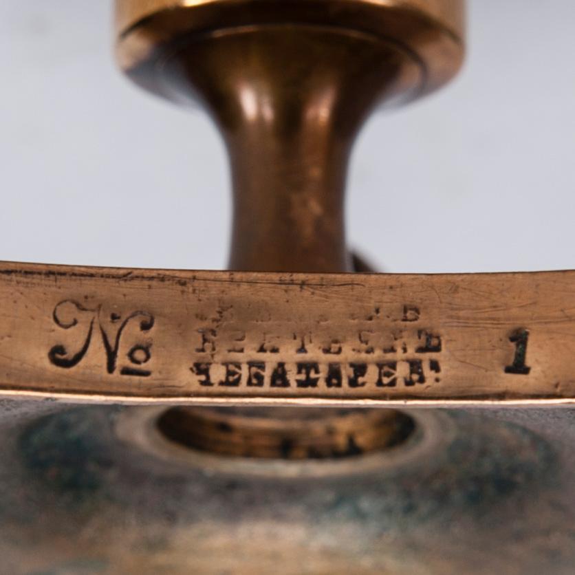 LJUSSTAKAR, 2+1 st, mässing, tillverkningsstämplar Tula och Pimonov, Ryssland, 1800-talets slut.