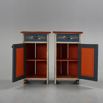 SÄNGBORD, ett par. 1900-talets första hälft.