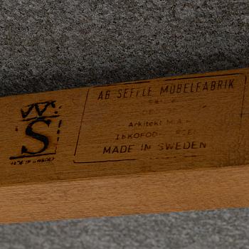 Ib Kofod-Larsen, Coffee table, model 163, Seffle Möbelfabrik, 1960s.