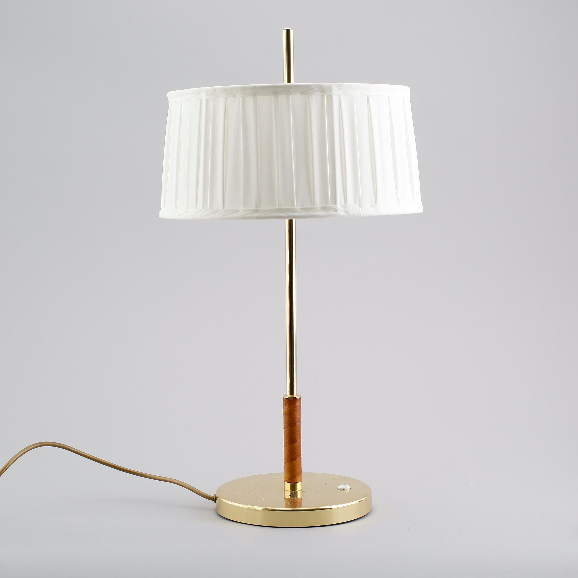 BORDSLAMPA, 1900-talets andra hälft.
