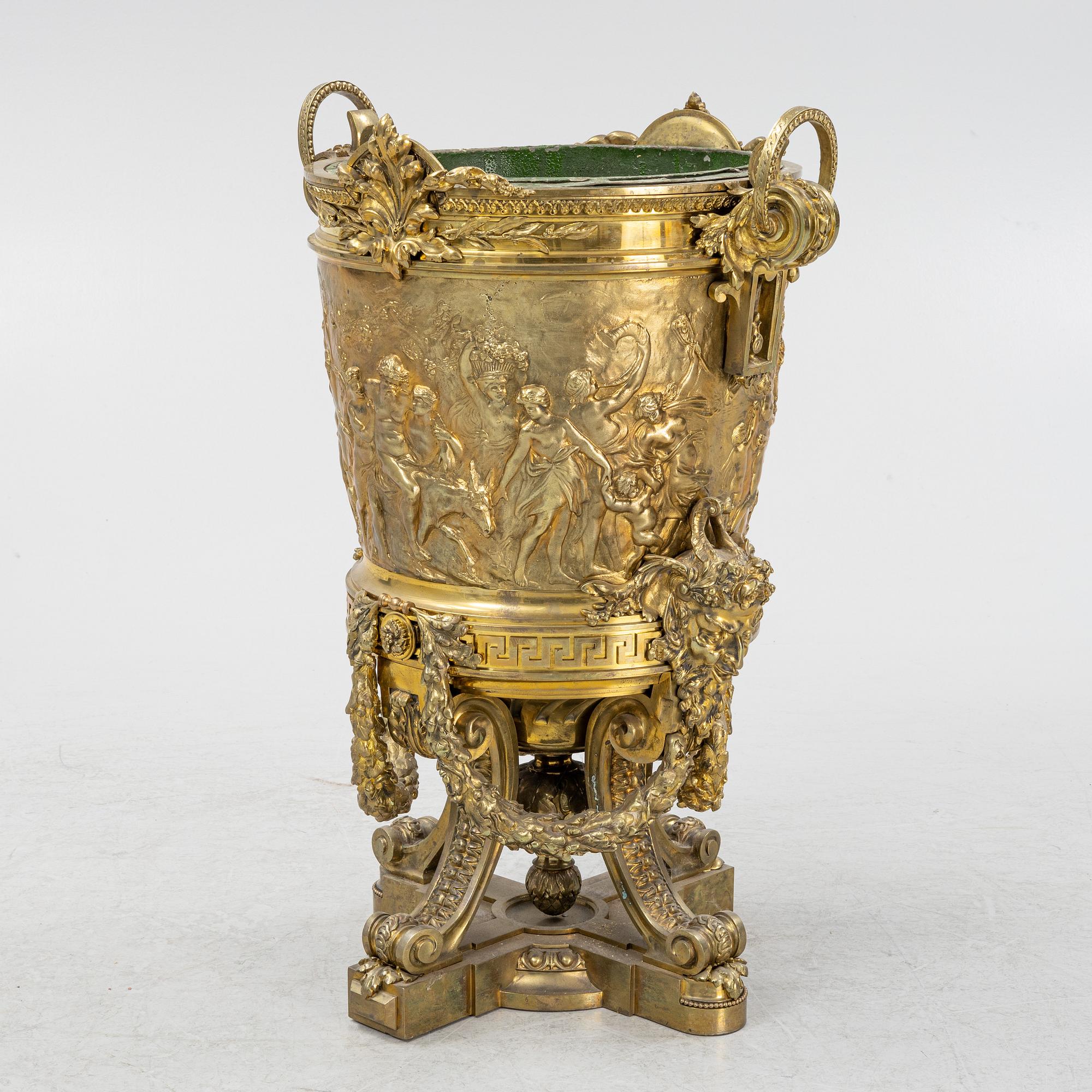 A Louis XVI style brass pot, second half of the 19th century.