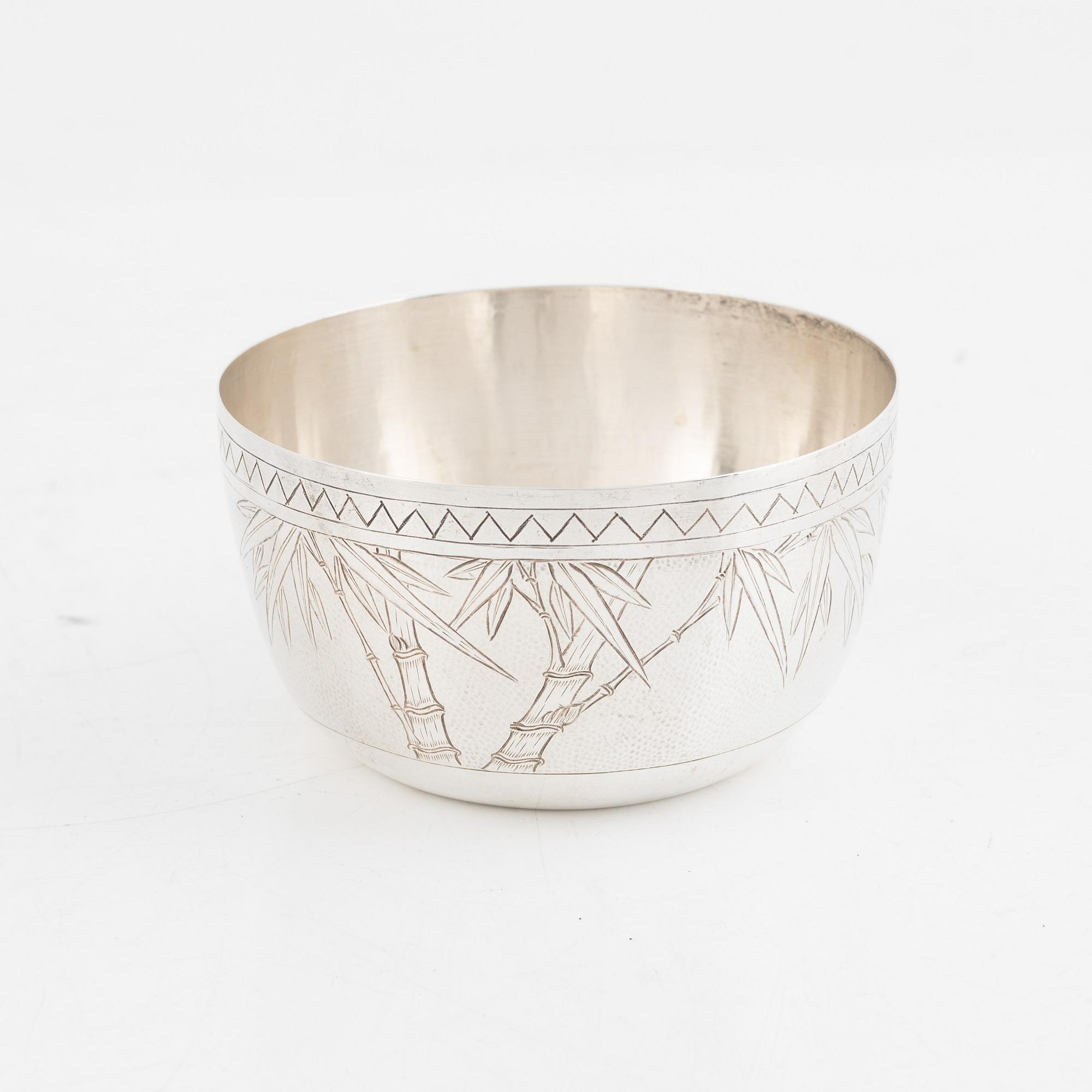 A set of three Chinese silver bowls, 20th century.