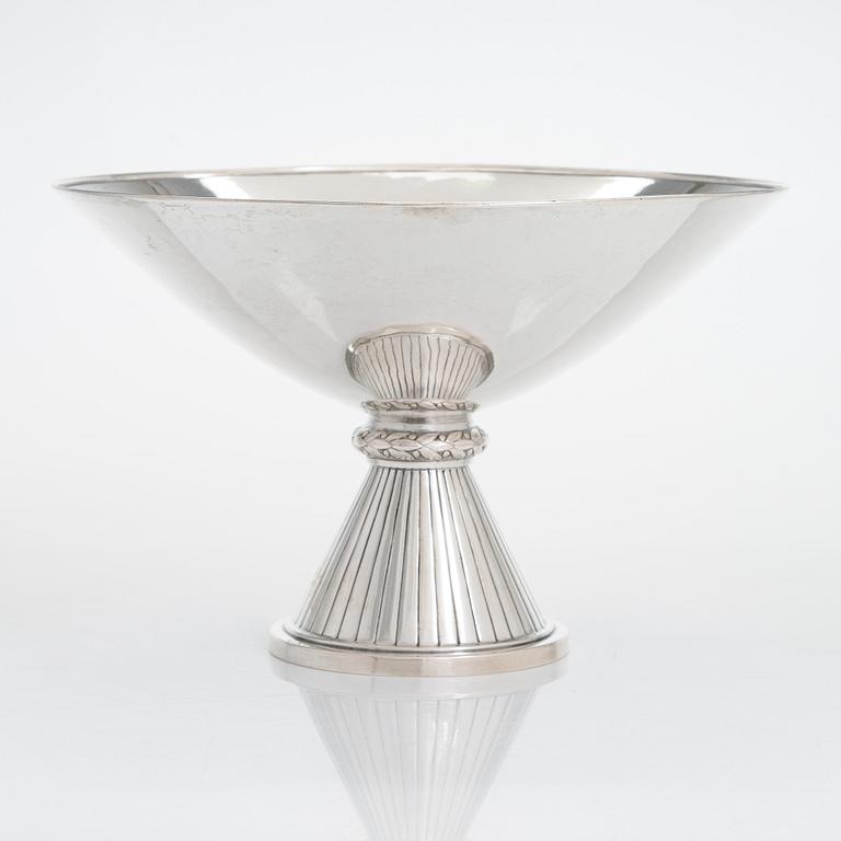 W.A. Bolin, a footed silver bowl, Stockholm 1928.